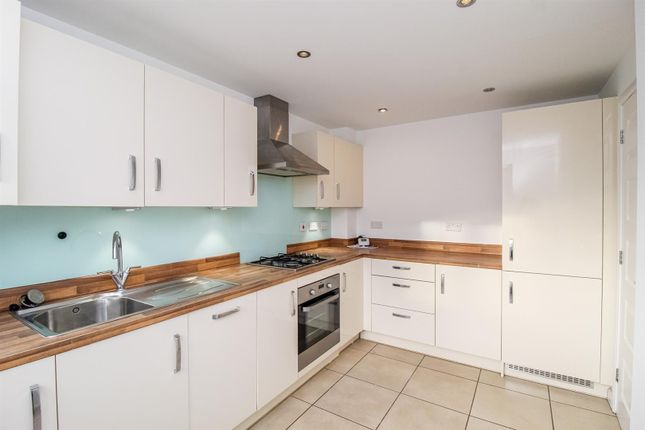 Corbett Drive, Wakefield WF2 3 bed semi