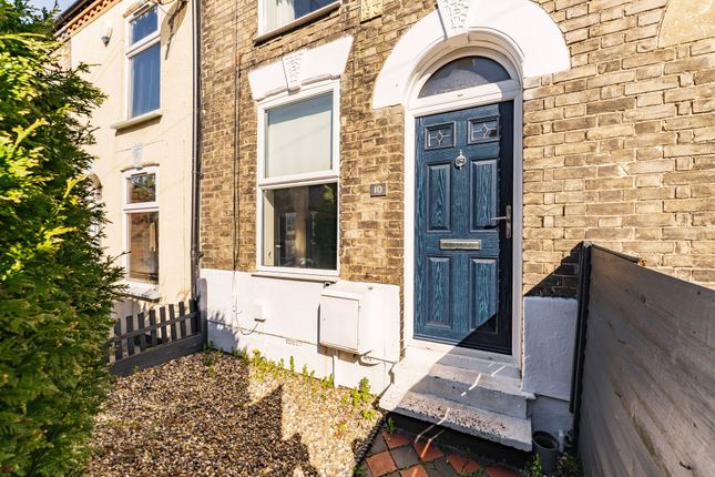 Churchill Road, Norwich 3 bed terraced house for sale