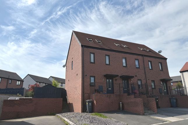 3 bedroom end of terrace house for sale