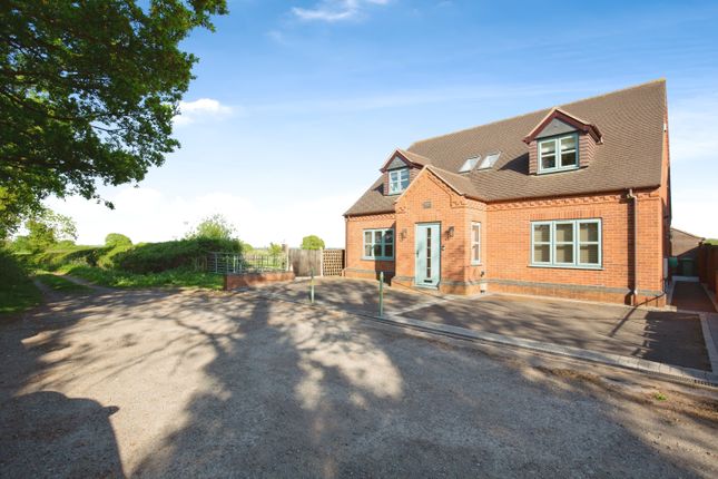 Green Lane, Grendon, Atherstone 4 bed detached bungalow for sale