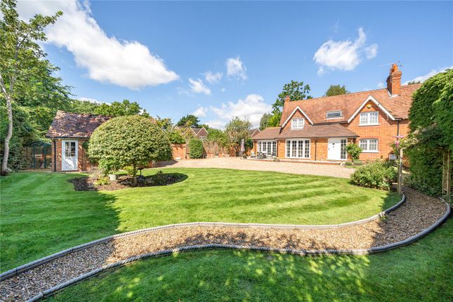 Limmerhill Road, Berkshire RG41 4 bed semi