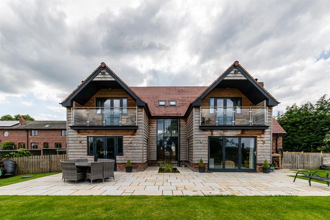 Windmill Lane, Warrington WA4 4 bed detached house for sale