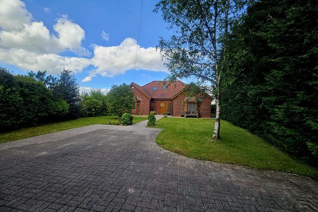 Swansea Road, Merthyr Tydfil CF48 4 bed detached bungalow for sale