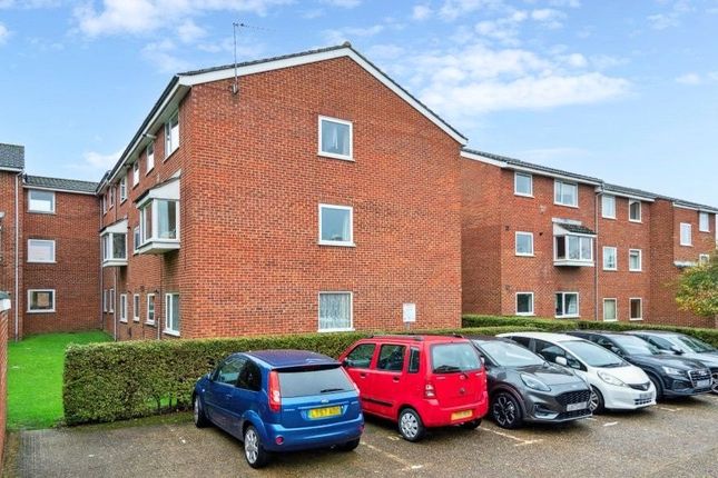 2 bed flat
