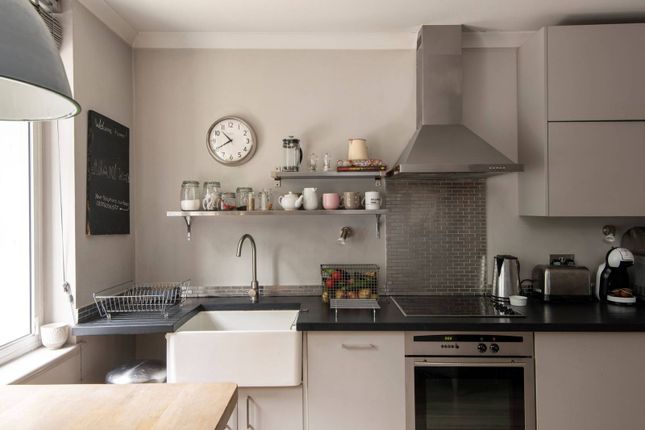 Norland Square, Holland Park, London... 1 bed flat for sale