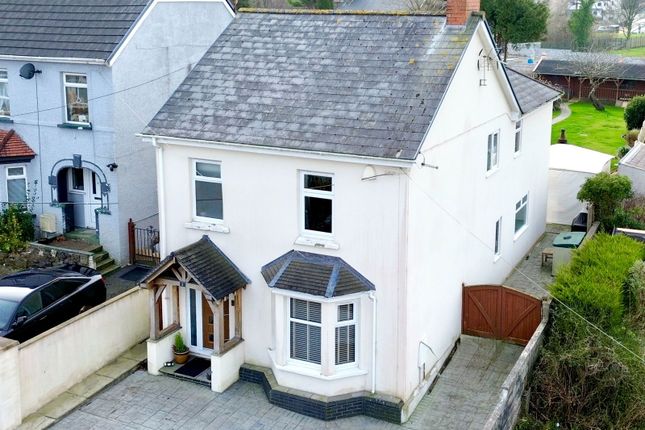 Llynfa Road, Swansea SA4 3 bed detached house for sale