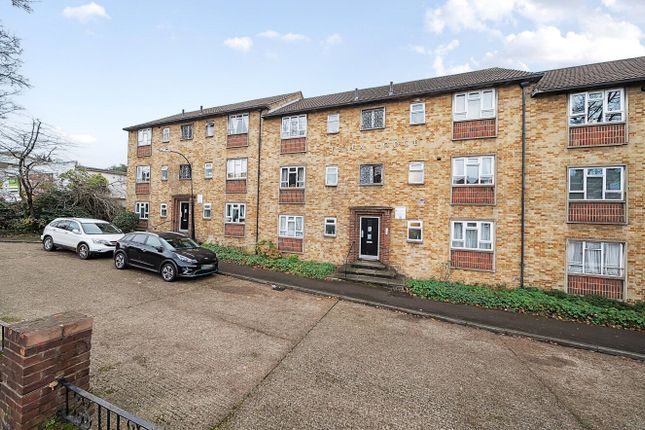 Colney Hatch Lane, London, N10 1 bed apartment for sale