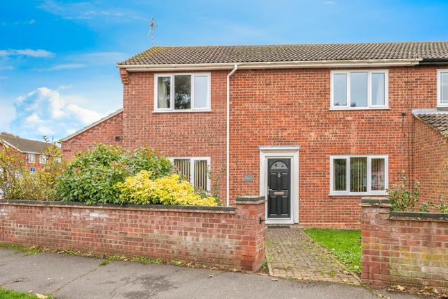 4 bed semi-detached house