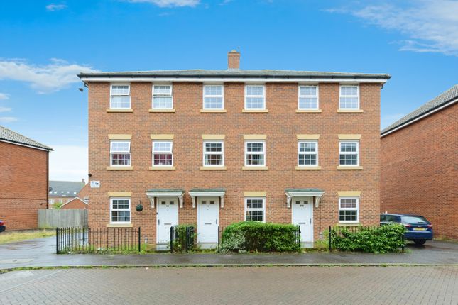 4 bedroom terraced house for sale