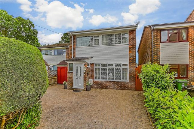 3 bed detached house