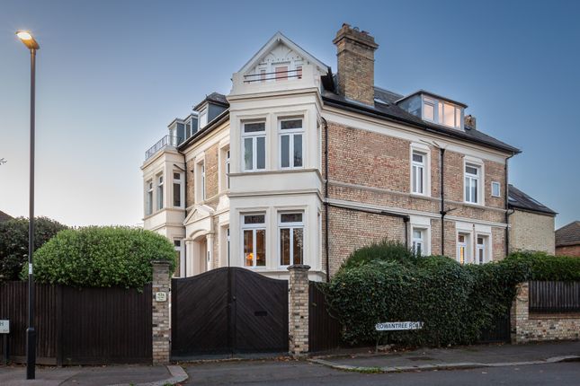 3 bedroom apartment for sale