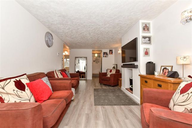 Hoades Wood Road, Sturry, Canterbury... 5 bed semi