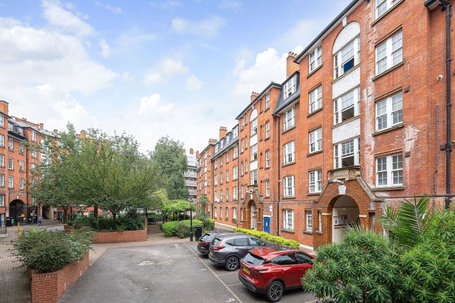 Vauxhall Bridge Road, London SW1V 2 bed flat for sale