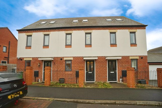 3 bed town house