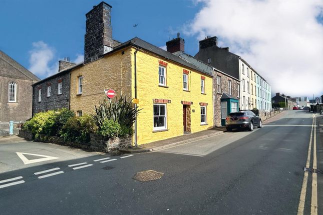 4 bed cottage