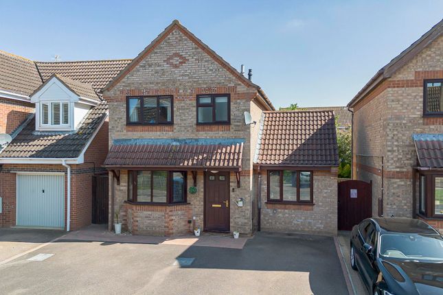 Aversley Road, Sawtry, Cambridgeshire. 3 bed detached house for sale