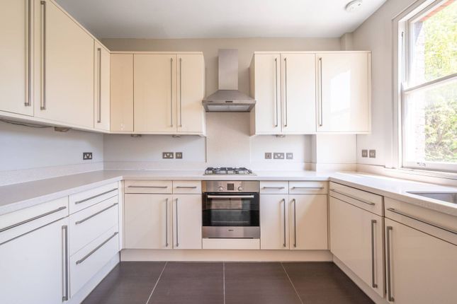 Netherhall Gardens, Hampstead... 2 bed flat for sale