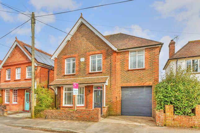 St. Marys Road, Liss GU33 4 bed detached house for sale