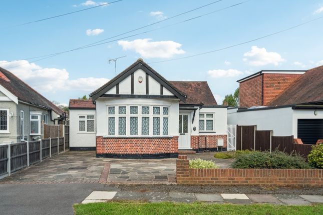 Kenbury Close, Ickenham, UB10 2 bed bungalow for sale