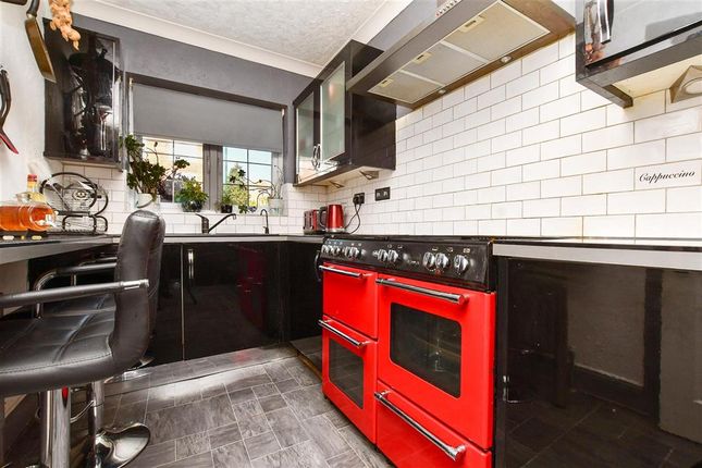 4 bed semi-detached house