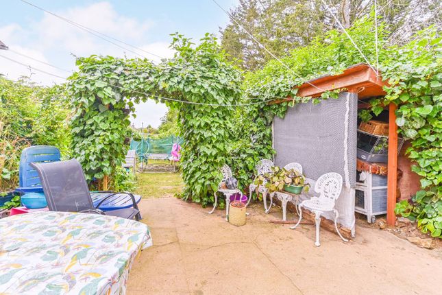 Lonsdale Gardens, Thornton Heath, CR7 3 bed terraced house for sale