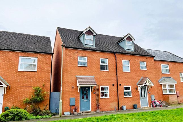 3 bed semi-detached house