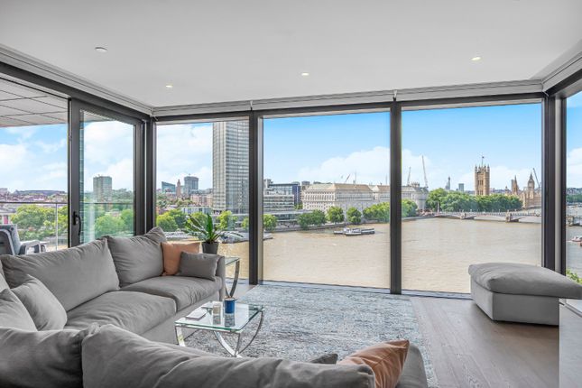Albert Embankment, Lambeth, London, SE1 2 bed flat for sale