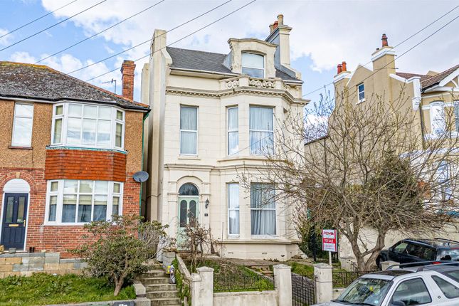 Edmund Road, Hastings 4 bed detached house for sale