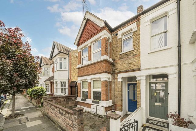 Elthorne Avenue, London W7 3 bed flat for sale