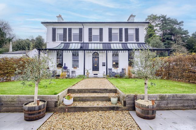 4 bedroom semi-detached house for sale