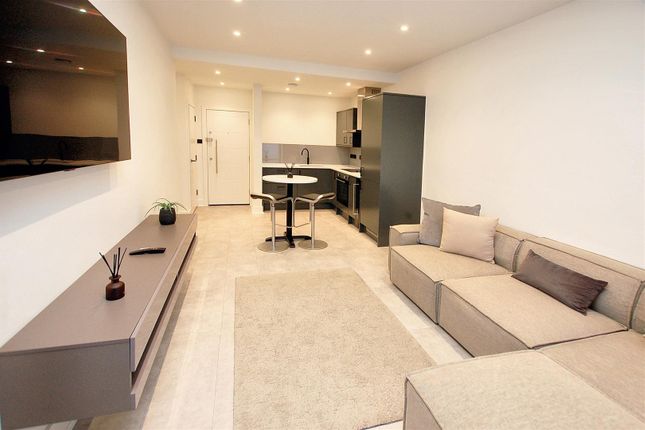Lyons Crescent, Tonbridge 1 bed flat for sale