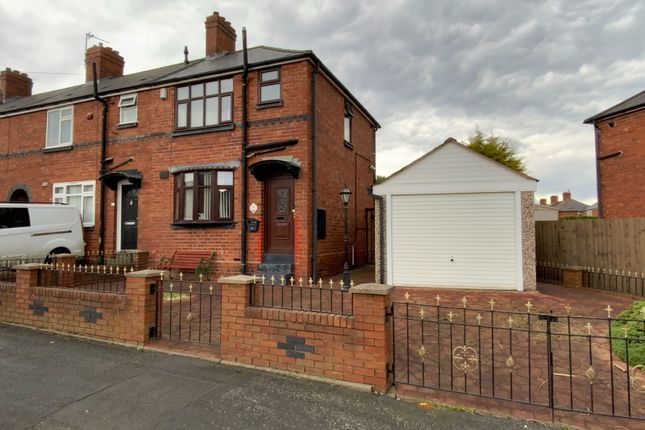 Hollydale Road, Rowley Regis B65 2 bed end of terrace house for sale