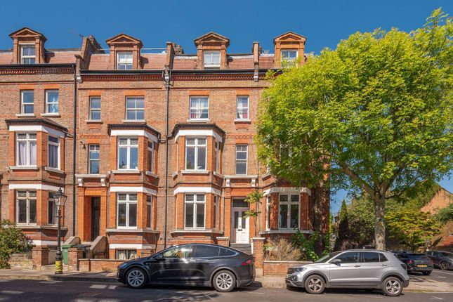 Willoughby Road, Hampstead, London, NW3 1 bed flat for sale