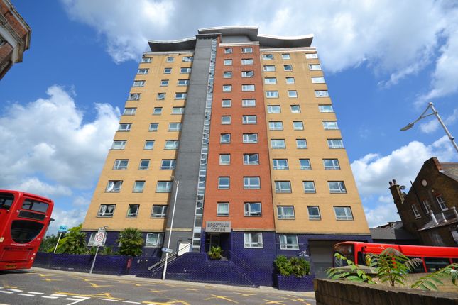 Hainault Street, Ilford 2 bed apartment for sale