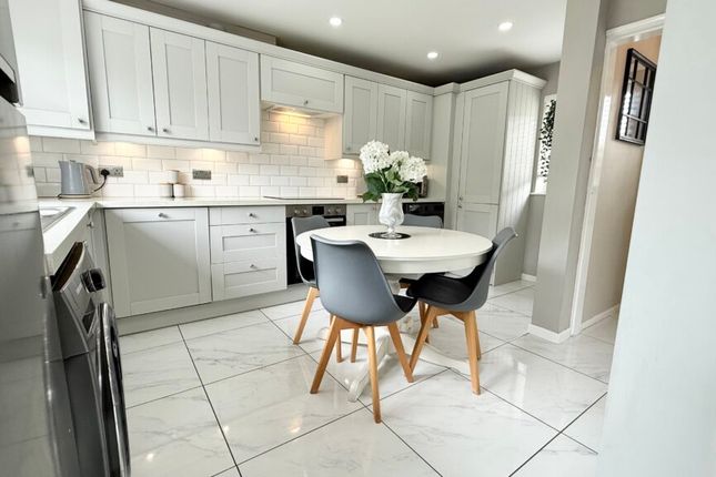 Queensway, Newchurch, Rossendale 2 bed semi