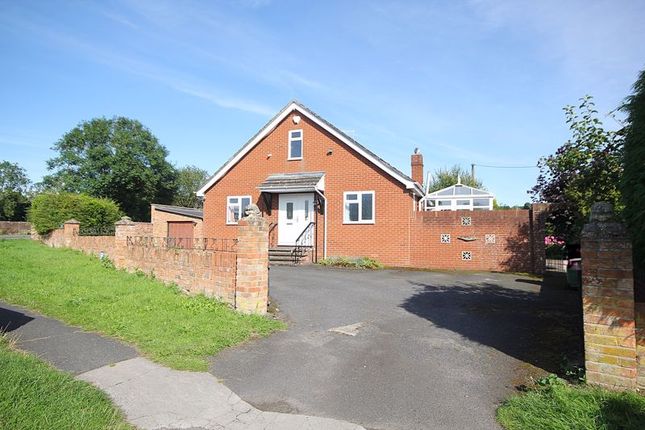 2 bedroom detached bungalow for sale