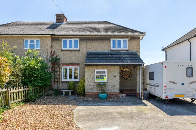 St. Peters Avenue, Arlesey, SG15 6UR 3 bed semi