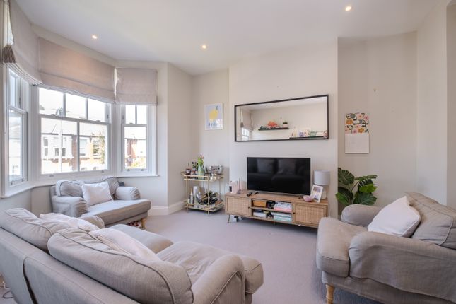 2 bed flat