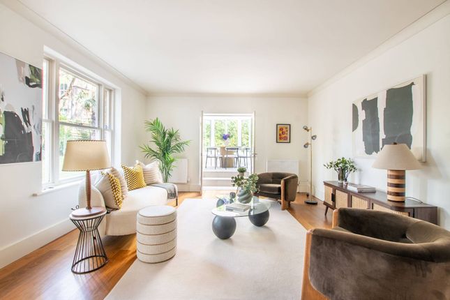 3 bedroom flat for sale
