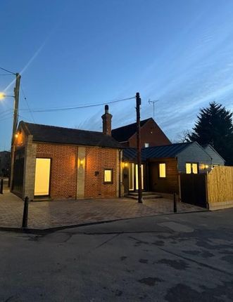 Burnham Road, Southminster CM0 2 bed bungalow for sale