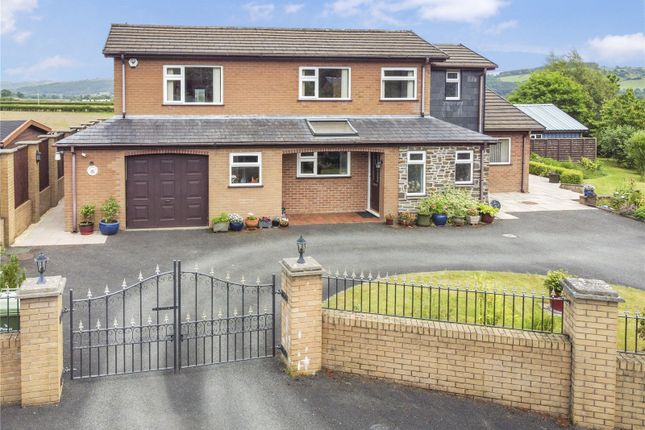4 bed detached house