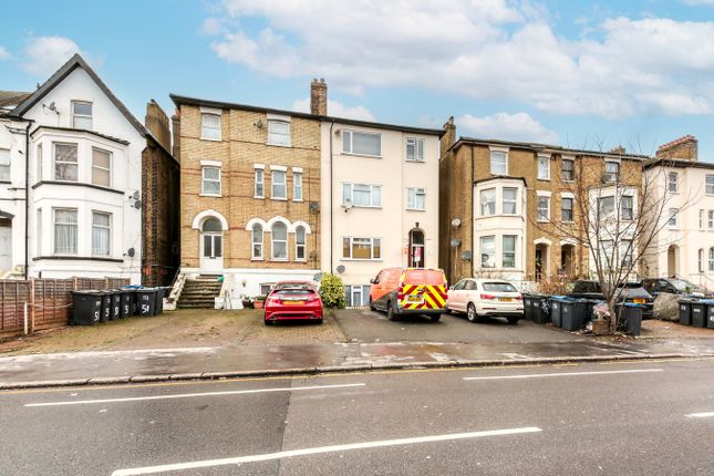 Selhurst Road, London, SE25 1 bed flat for sale