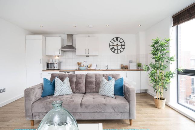 Greatorex Street, Brick Lane, London, E1 2 bed flat for sale