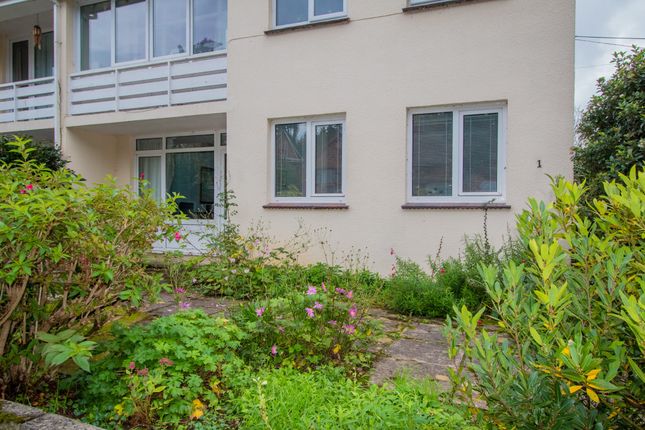 2 bedroom ground floor flat for sale