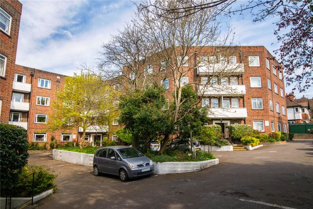 Kingston Hill, Kingston upon Thames, KT2 2 bed penthouse for sale