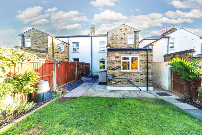 Philip Walk, Peckham, London 1 bed maisonette for sale