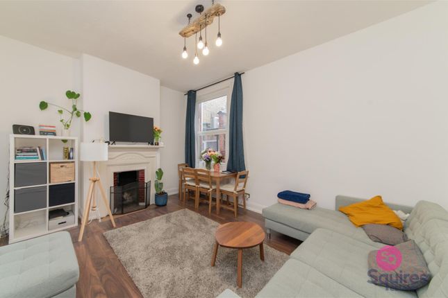 3 bedroom flat for sale