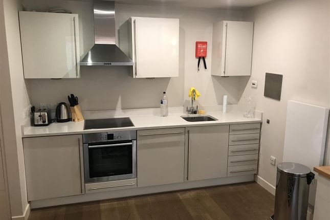 84 Fetter Lane, London EC4A 1 bed apartment for sale