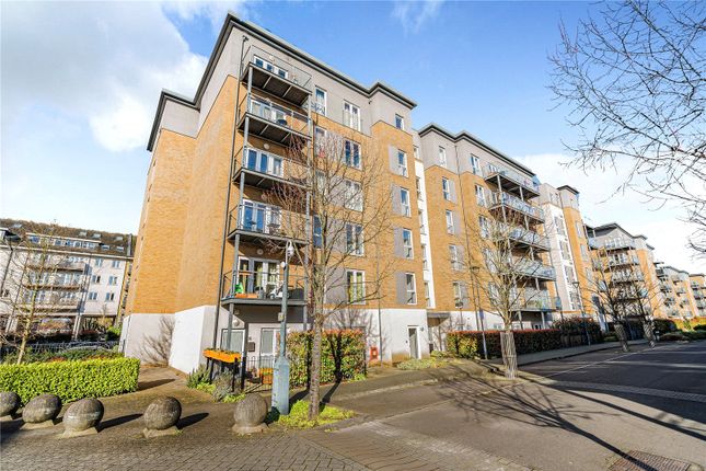 Wintergreen Boulevard, West Drayton, UB7 2 bed apartment for sale