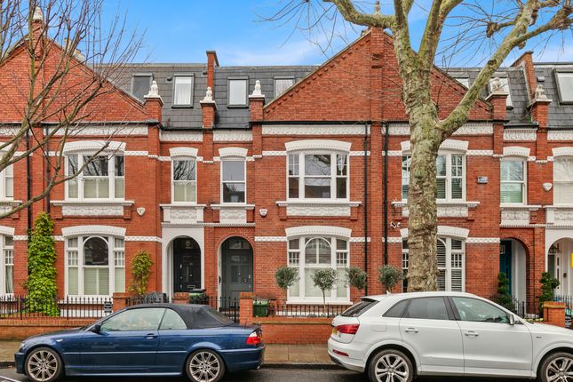 6 bed terraced house